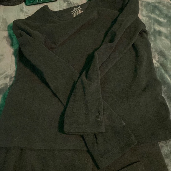 Cuddl duds under armor for cold weather - Picture 1 of 4